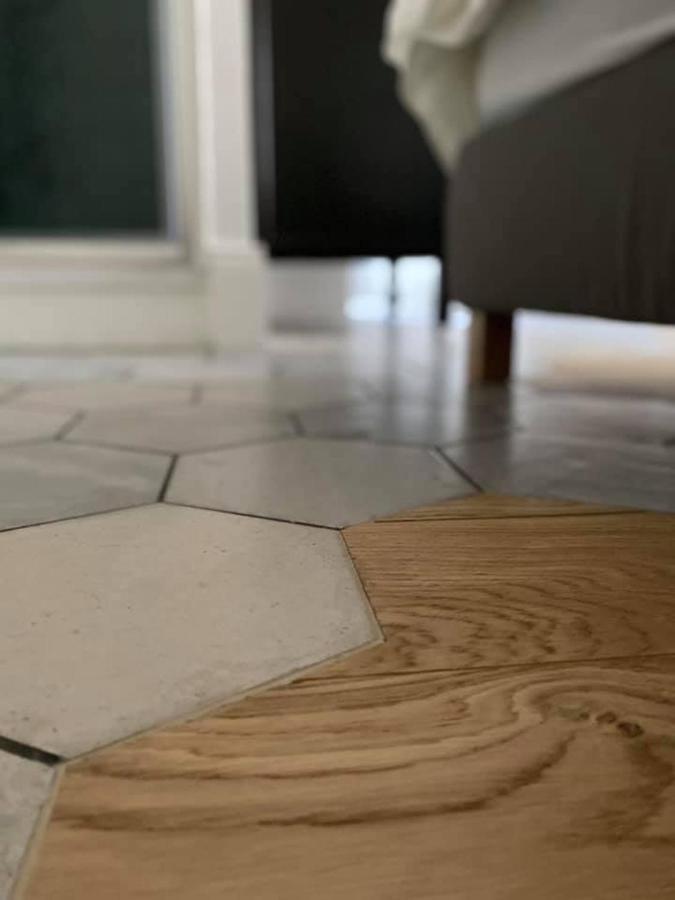 Residence L'Aristide : Appartement Naomi أوري المظهر الخارجي الصورة