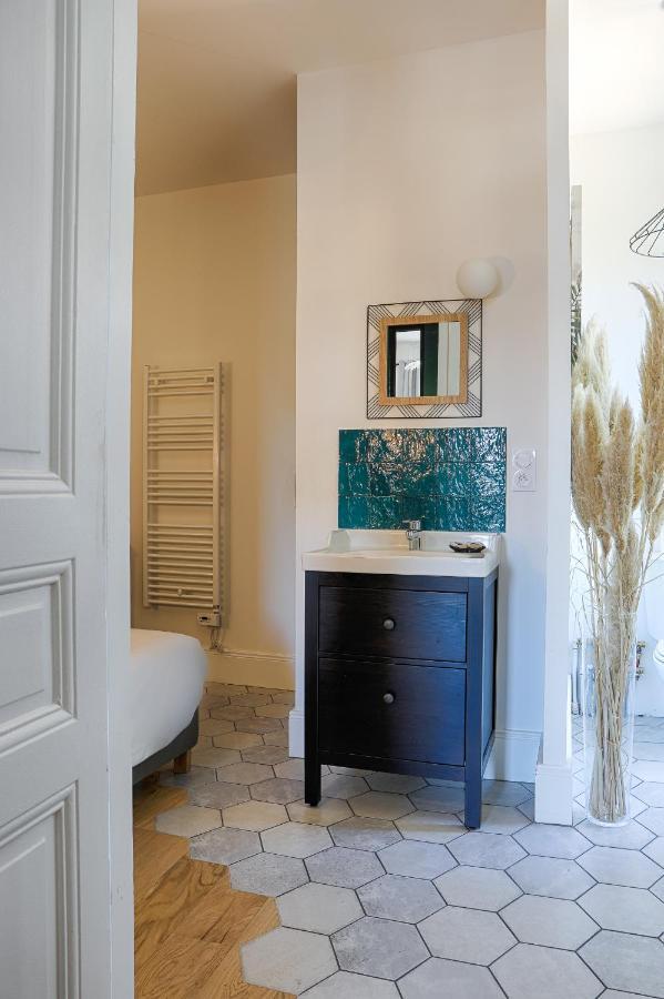 Residence L'Aristide : Appartement Naomi أوري المظهر الخارجي الصورة